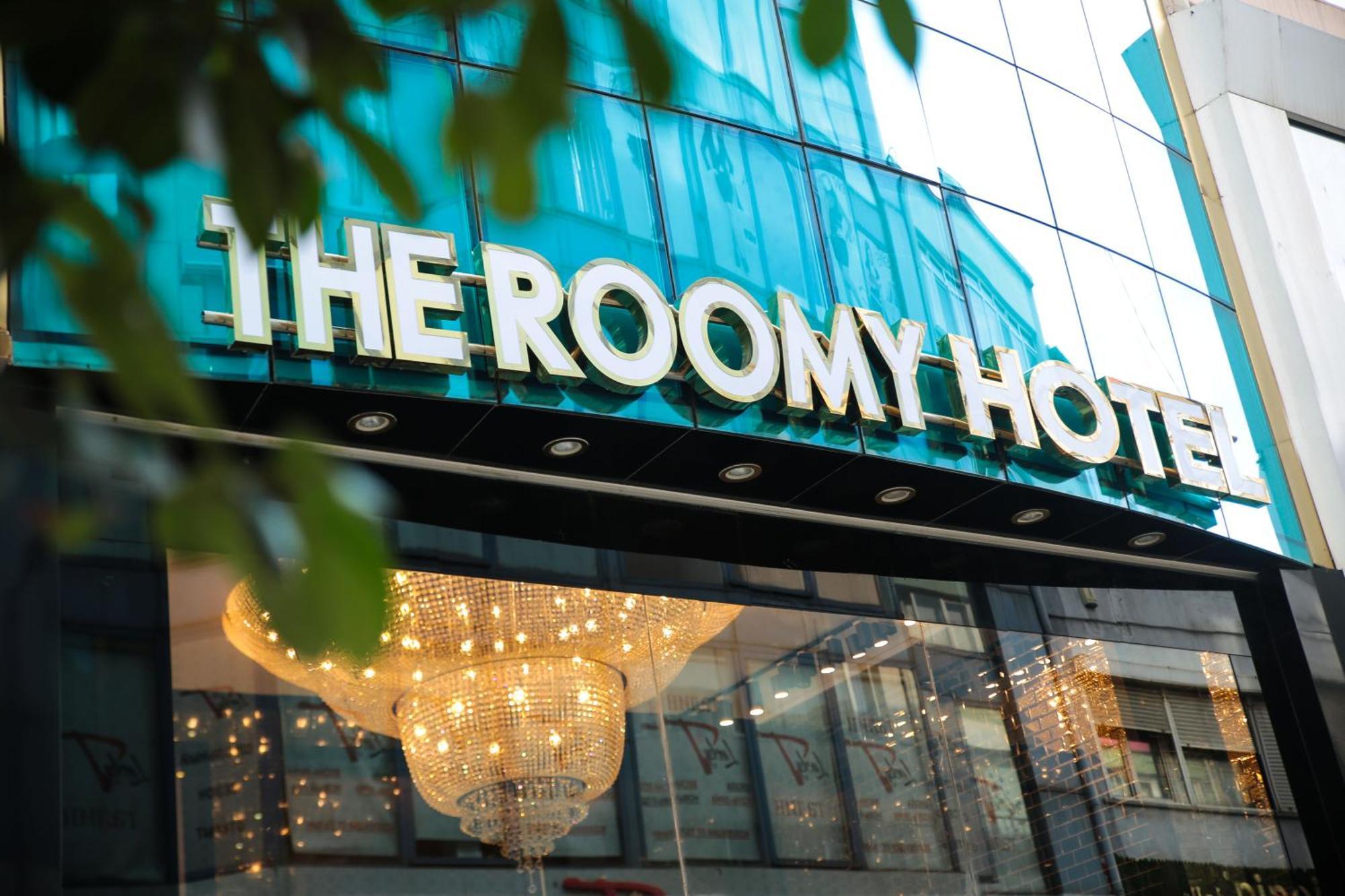 The Roomy Hotel Nisantasi Istanbul Exterior photo