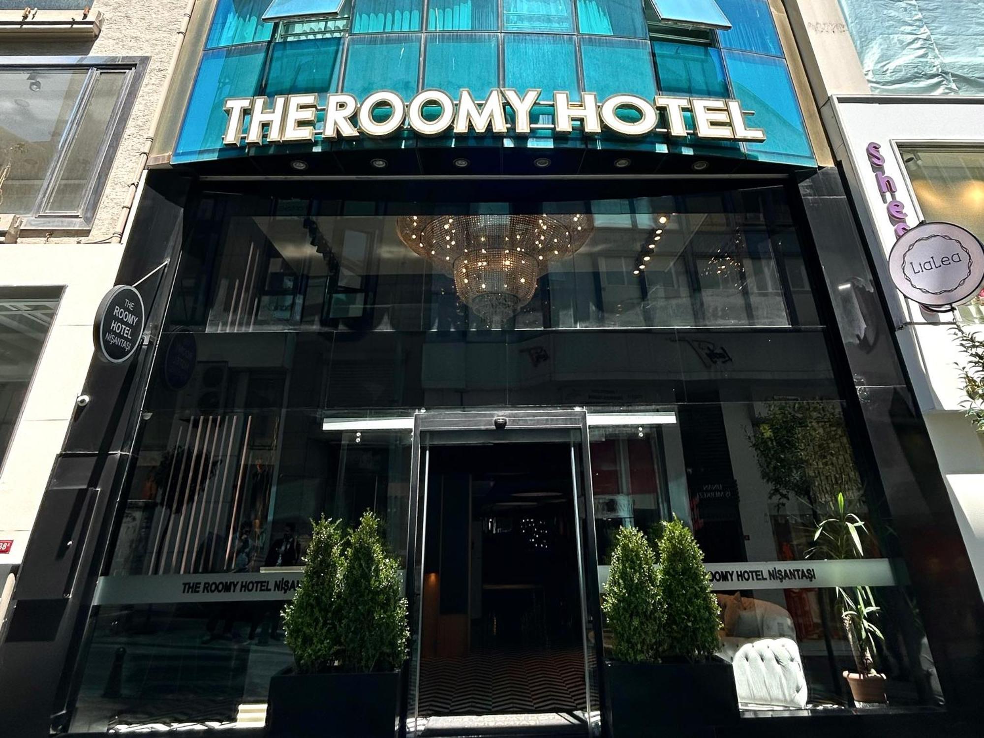 The Roomy Hotel Nisantasi Istanbul Exterior photo