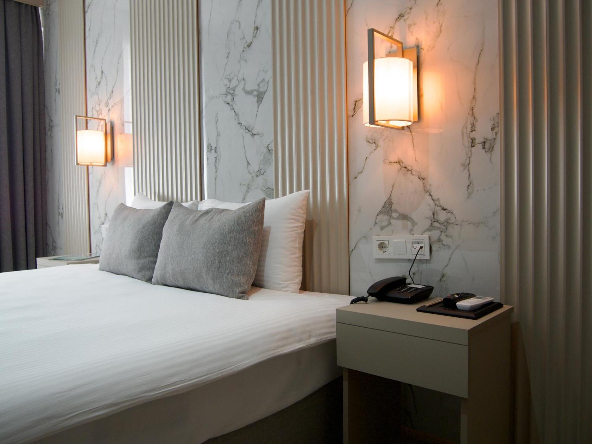 The Roomy Hotel Nisantasi Istanbul Exterior photo